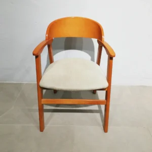 Cadira de segona mà