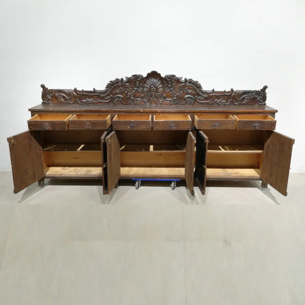 Bufet de menjador de segona d'estil rústic en venda a cabauoportunitats.com