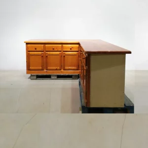 Moble L de menjador de fusta 210x65x198x58x83 cm de segona mà en venda a cabauoportunitats.com