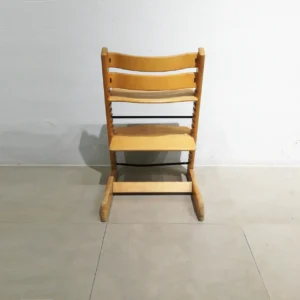 Trona infantil STROKKE TRIP TRAP de segunda mano en venta en cabauoportunitats.com