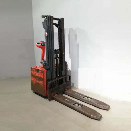 Apilador LINDE L-14 1700kg de segunda mano en venta en cabauoportunitats.com