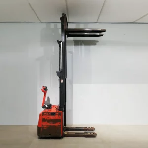 Apilador LINDE L-14 1700kg de segunda mano en venta en cabauoportunitats.com