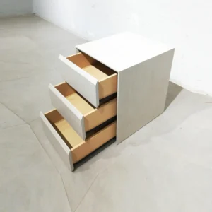 Cajonera de segunda mano fabricada con melamina en venta en cabauoportunitats.com