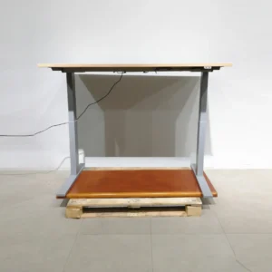 Escritorio de altura regulable nuevo 160x80x70cm en venta en cabauoportunitats.com