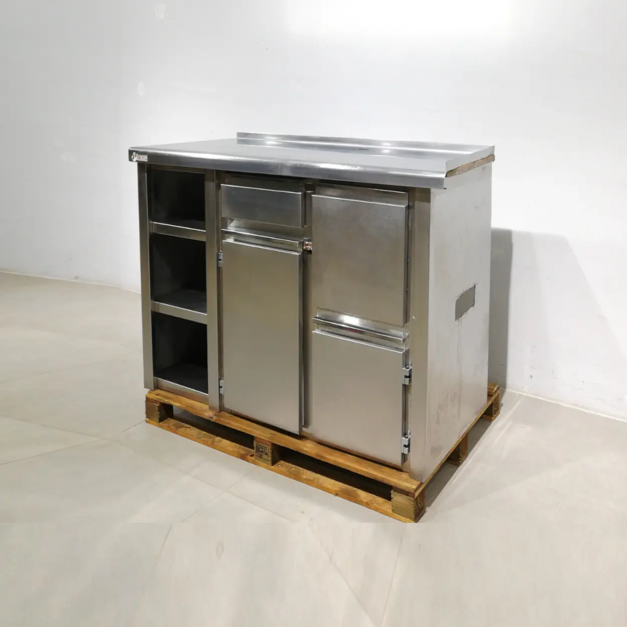 Mueble para cafetera 132cm de segunda mano en venta en cabauoportunitats.com
