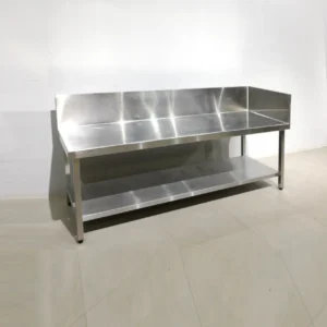 Taula d'acer inoxidable 210 cm de segona mà en venda a cabauoportunitats.com