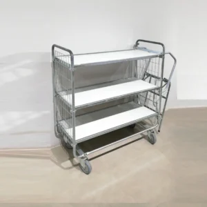 Carro de segunda mano con 3 pisos y escalera lateral en venta en cabauoportunitats.com