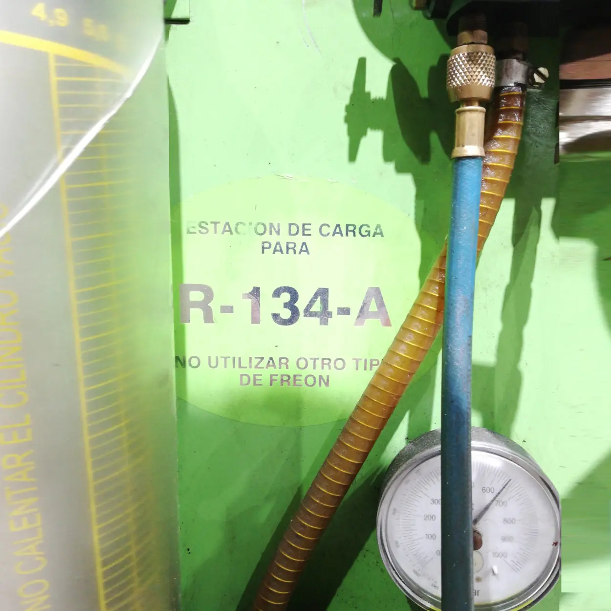 Màquina de càrrega d'aire condicionat per a cotxes de segona mà en venda a cabauoportunitats.com