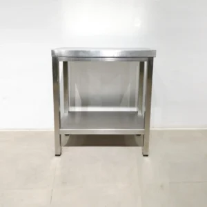 Taula d'acer inoxidable 75x35x85cm de segona mà en bon estat en venda a cabauoportunitats.com