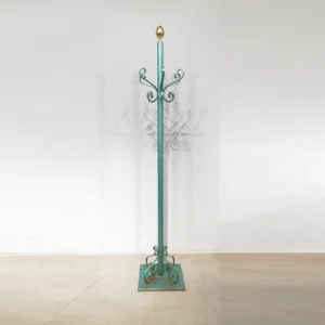 Perchero de segunda mano de 215 cm en buen estado en venta en cabauoportunitats.com