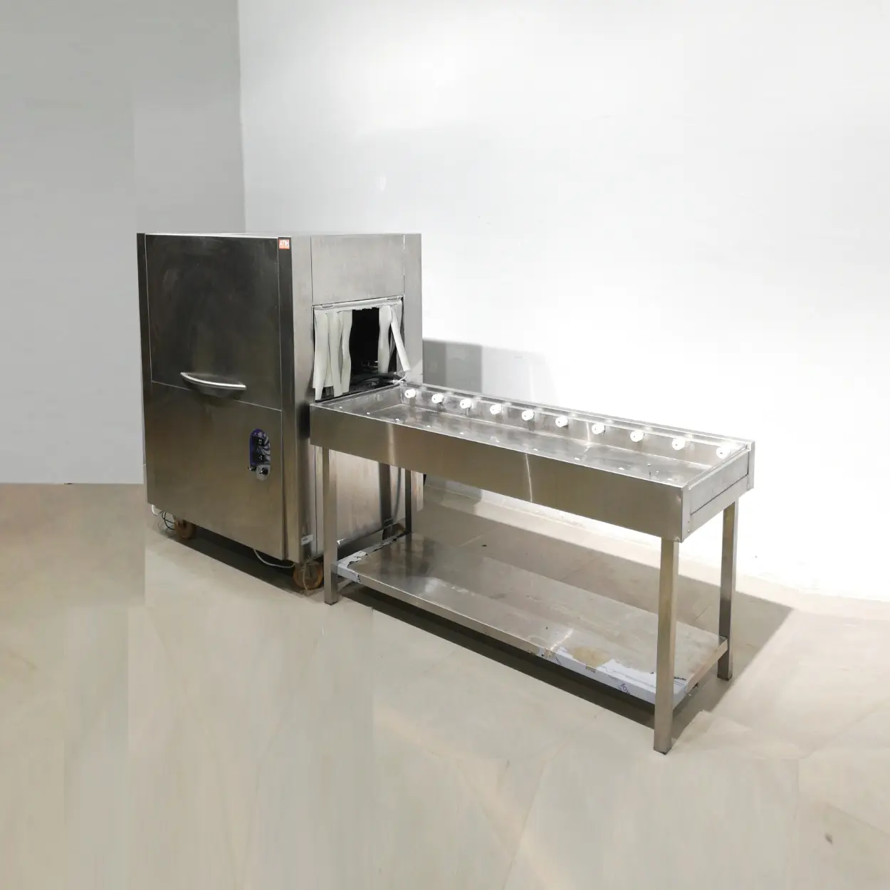 Tren de rentat de segona mà procedent d'una empresa en tancament en venda a cabauoportunitats.com