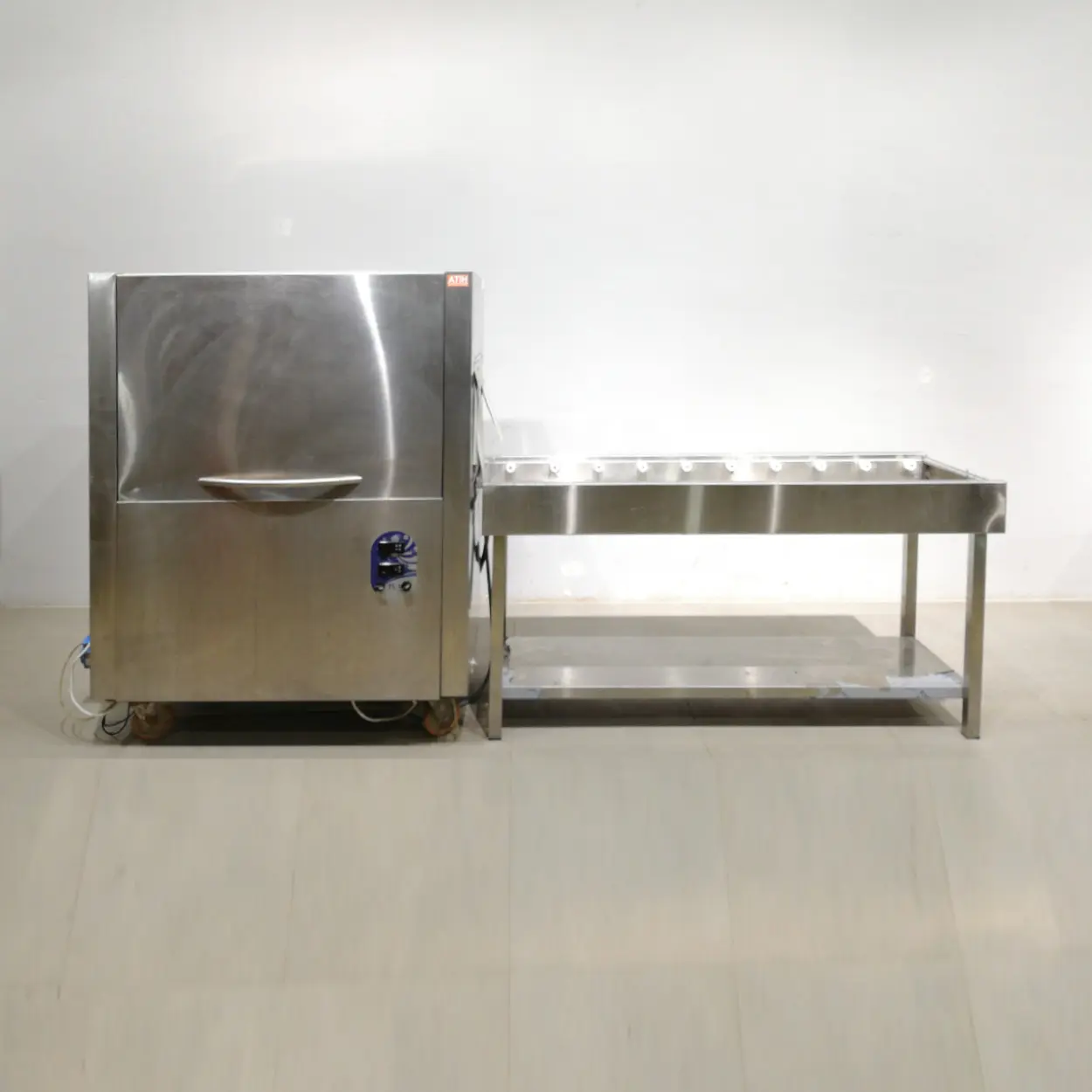 Tren de rentat de segona mà procedent d'una empresa en tancament en venda a cabauoportunitats.com