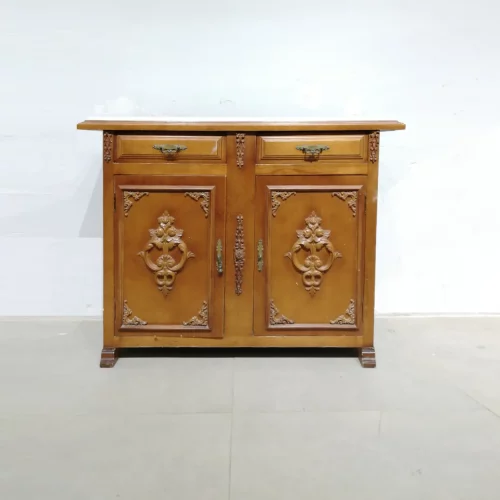 Armari antic de 100x25x78cm amb marbre blanc de segona mà en bon estat en venda a cabauoportunitats.com
