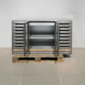 Escaparate de melamina de color gris de 150x50x90cm de segunda mano en buen estado en venta en cabauoportunitats.com