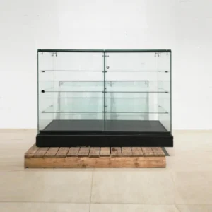 Armario de cristal de segunda mano en venta en cabauoportunitats.com