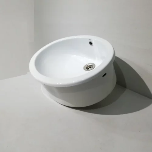 Pica de lavabo de porcellana blanca ROCA de segona mà d'ocasió en venda a cabauoportunitats.com