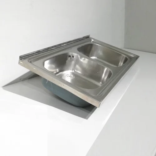 Aigüera d'acer inoxidable de 90x50x20cm de segona mà en bon estat en venda a cabauoportunitats.com