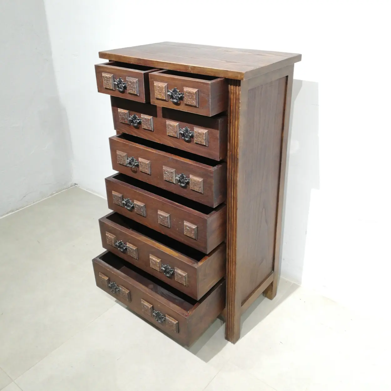 Cómoda de 7 cajones de segunda mano en venta en cabauoportunitats.com