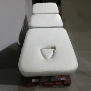 Camilla de articulación manual blanca de segunda mano en buen estado en venta en cabauoportunitats.com
