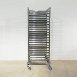 Carro pastisser per a 20 safates de 60x40cm de segona mà en venda a cabauoportunitats.com