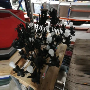 Lámpara de 6 puntos de luz 65x65x88cm de estilo rústico en buen estado en venta en cabauoportunitats.com