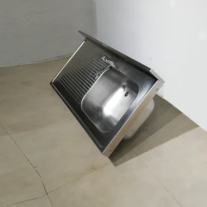 Fregadera de acero inoxidable para pared de 120x60 cm de segunda mano en buen estado en venta en cabauoportunitats.com