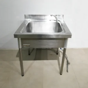 Pica amb potes i aixeta de 80x70x97cm de segona mà en bon estat en venda a cabauoportunitats.com