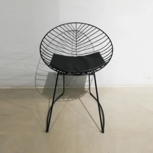 Lote de 3 sillas para terraza, jardรญn... de color negro nuevas en venta en cabauoportunitats.com