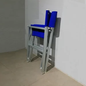 Silla plegable de aluminio y lona de segunda mano en buenas condiciones en venta en cabauoportunitats.com