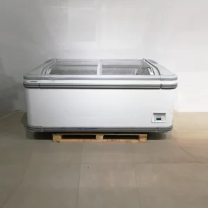 Congelador expositor de 180cm amb tancaments de vidre de segona mà en venda a cabauoportunitats.com