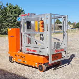 Plataforma elevadora FARAONE PK 920 de segona mà en bon estat en venda a cabauoportunitats.com