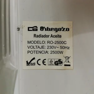 Radiador de aceite ORBEGOZO RO-2500C 2500W de segunda mano procedente de un final de stock en venta en cabauoportunitats.com