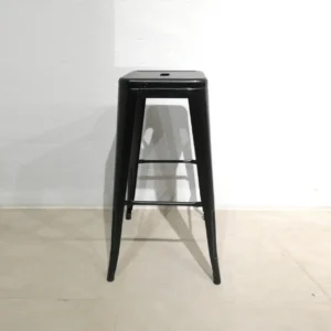 Taburete metálico negro tipo TOLIX nuevo en venta en cabauoportunitats.com
