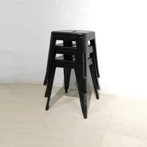Taburete tipo TOLIX de color negro 30x03x45cm nuevo en venta en cabauoportunitats.com