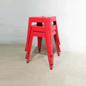 Taburete metálico TOLIX rojo (30x30x45cm) nuevo en venta en cabauoportunitats.com