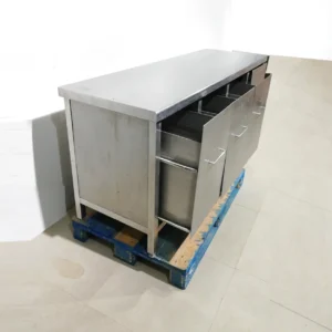 Mesa inoxidable de 188x60x86cm de segunda mano con 4 cajones para restaurante, bar... en venta en cabauoportunitats.com