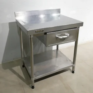 Mesa de acero inoxidable EURAST 80x60x97cm de segunda mano en buen estado en venta en cabauoportunitats.com