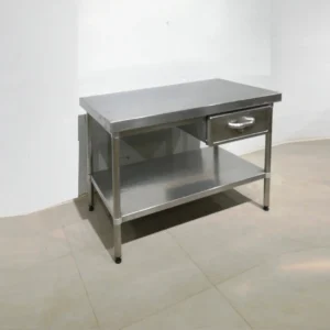 Mesa de acero inoxidable de 120x70x87cm de segunda mano en venta en cabauoportunitats.com