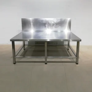 Mesa baja de acero inoxidable 140x80x55cm de segunda mano para freidoras, fogones... en venta en cabauoportunitats.com