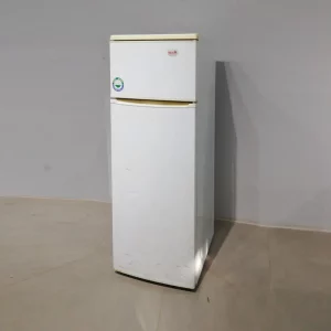 Nevera con congelador KEMA KEUR RN260V de segunda mano en buen estado en venta en cabauoportunitats.com