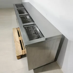 Botellero IÑIGO de 3 puertas de acero inoxidable (200x57x75cm) en buen estado en venta en cabauoportunitats.com