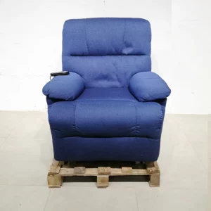 Sillón eléctrico azul en buen estado en venta por desuso de segunda mano en venta en cabauoportunitats.com