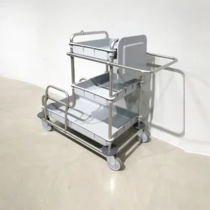 Carro de limpieza de segunda mano procedente de un final de stock en venta en cabauoportunitats.com