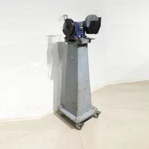 Esmeril de pie EINHELL BT-WD 150-200 con 2 piedras de segunda mano en veda en cabauoportunitats.com