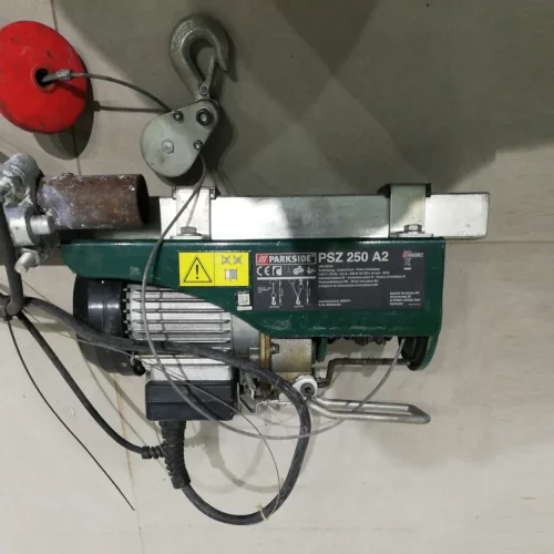 Polipast elèctric PARKSIDE PSZ 250 A2 màxima de càrrega 250kg de segona mà en venda a cabauoportunitats.com