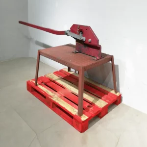 Cizalla de chapa manual de segunda mano para taller en buen estado en venta en cabauoportunitats.com