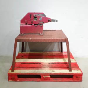 Cizalla de chapa manual de segunda mano para taller en buen estado en venta en cabauoportunitats.com