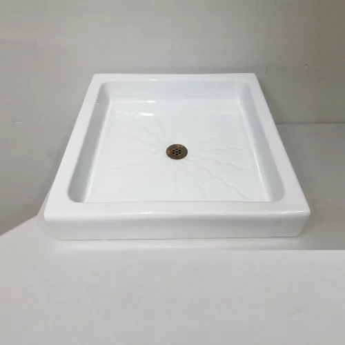 Plato de ducha 60x59x10 cm de segunda mano en buen estado en venta en cabauoportunitats.com
