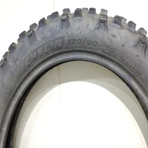 Pneumàtics motocicleta MICHELIN 120/90-18 M/C65R nous procedents d'un final d'estoc en venda a cabauoportunitats.com