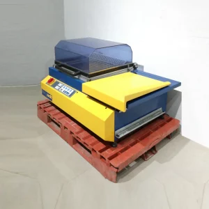 Retractiladora REISOPACK EKH-455 de segunda mano en buen estado en venta en cabauoportunitats.com